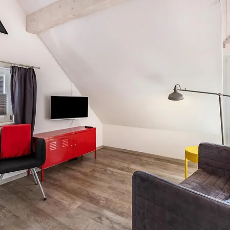 Im Kuenstlerhaus Appartement Gaienhofen (Baden-Wurttemberg)