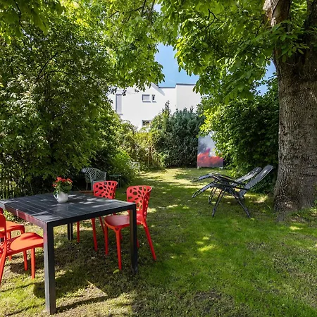 Apartment Im Kuenstlerhaus