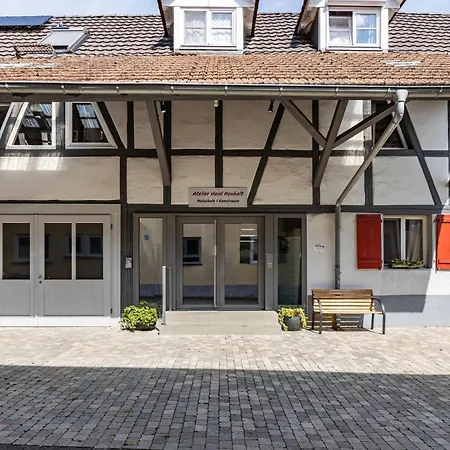 Apartment Im Kuenstlerhaus Gaienhofen (Baden-Wurttemberg)